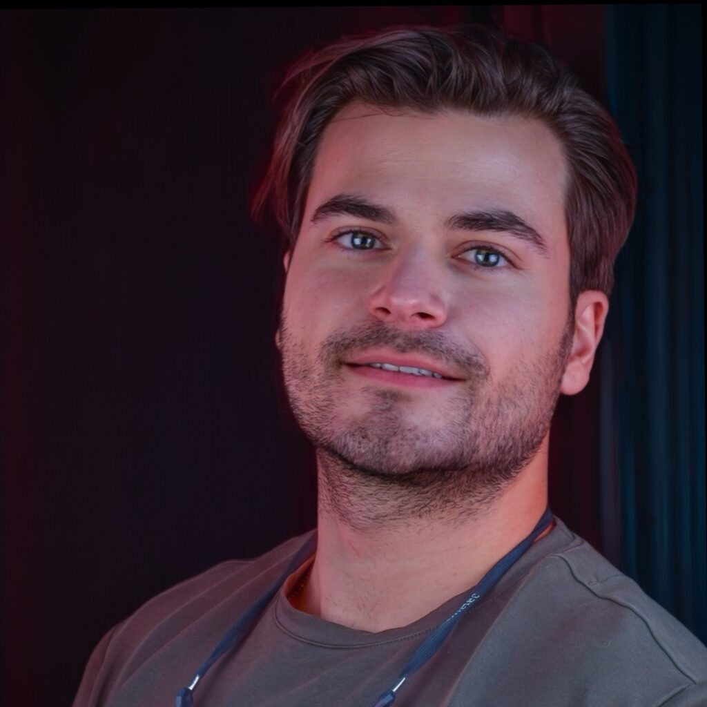 About Us - Doctor Omer Bayar